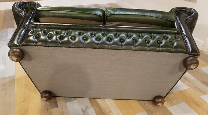 Dettaglio Divano Chesterfield Originale Vintage in pelle  Anni '50 