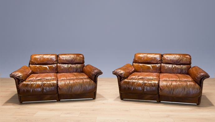 Coppia di divani in pelle, Saporiti Italia, anni ’70 image 1